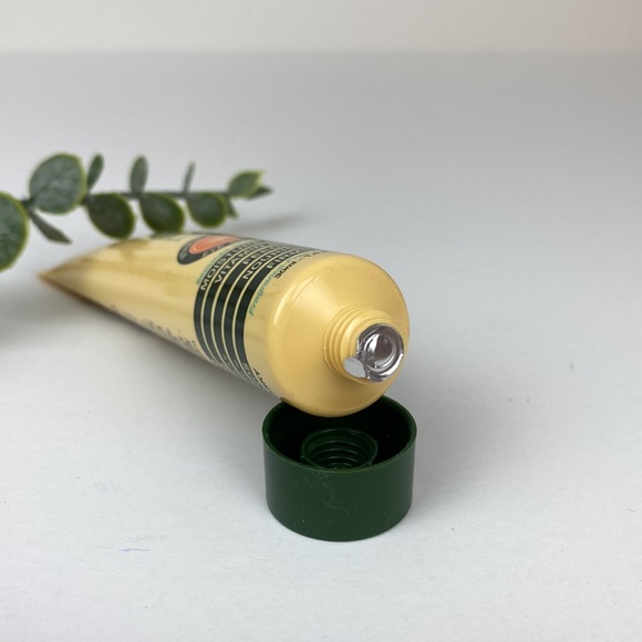 Mudmasky eye serum vitamin-infused NEW! 30 ml./1 fl.oz. - Picture 9 of 11